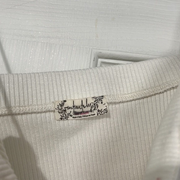 Free People Tank - Picture 2 of 3